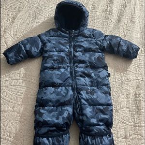 Estoy vendiendo jacket para bebe boy